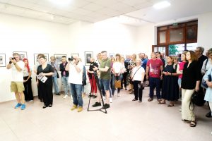 Aleksandar Tomulić i Ivan Kosić, Ulični dijalog