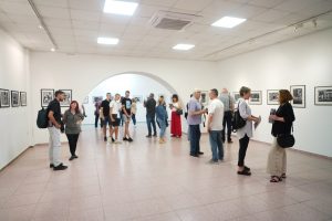 Aleksandar Tomulić i Ivan Kosić, Ulični dijalog