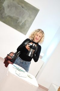 Izložba iz ciklusa Dijalog na kvadrat – Ekologija kroz medije stakla i slikarstva, Kristina Čehulić, Tereza Vukić, Nora Xharrahi i Matea Zeman (