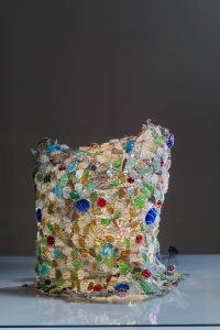 Višnja Laginja - Djelići sjećanja-staklo-žica-40x40x30